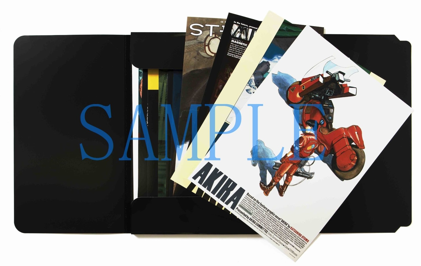 「POSTERS」より。