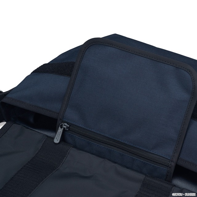 「Manhattan Portage×STRICT-Gコラボ ビンテージメッセンジャーM」のRX-78-2。