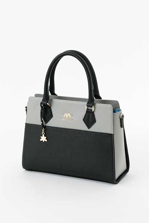 冬組モデルのバッグ。