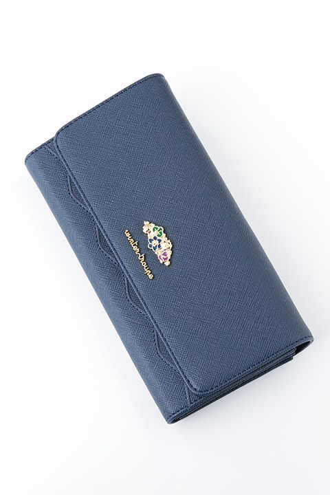 御影密モデルの長財布。