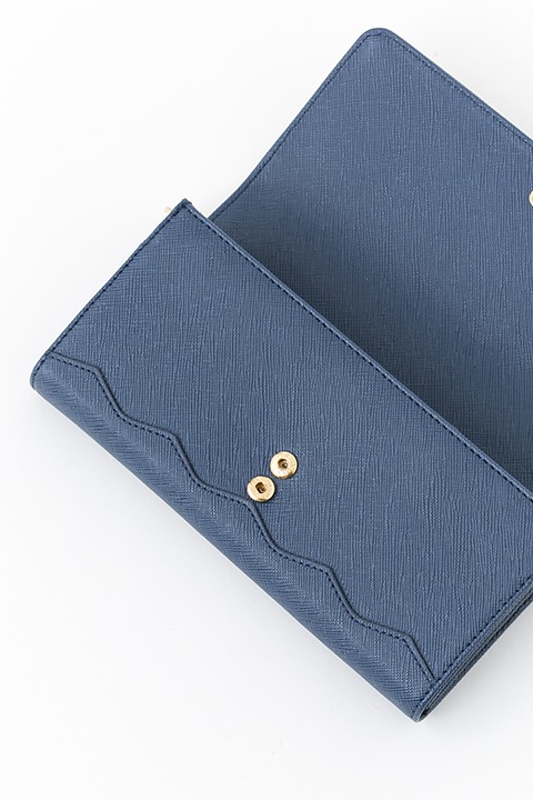 御影密モデルの長財布。