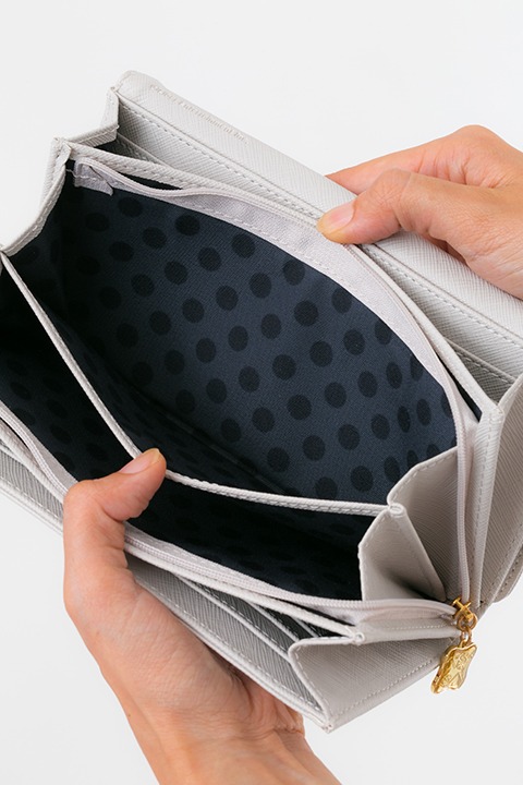 兵頭十座モデルの長財布。