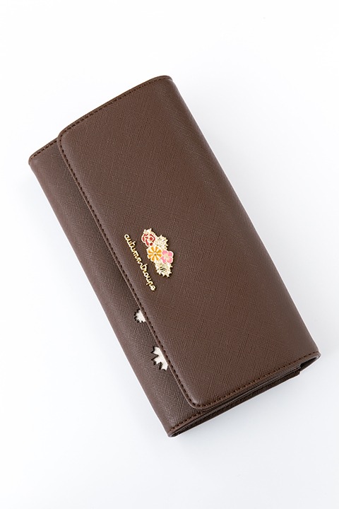 伏見臣モデルの長財布。