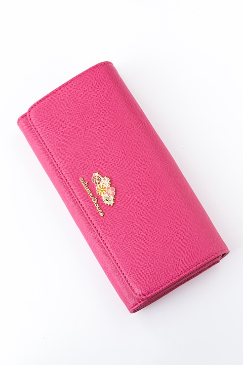 七尾太一モデルの長財布。