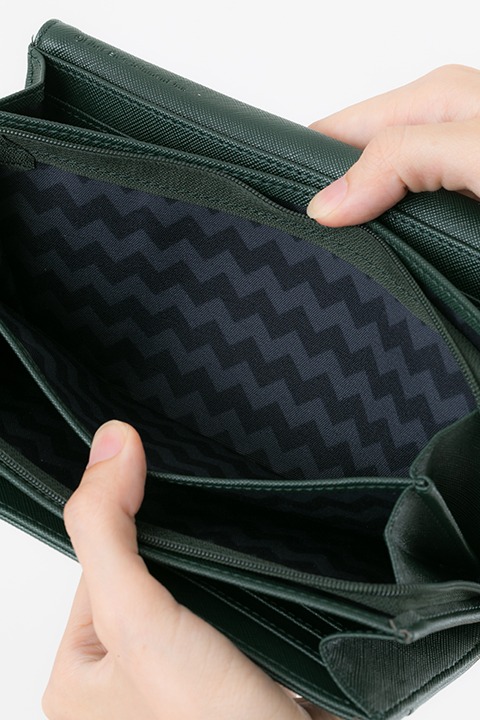 高遠丞モデルの長財布。