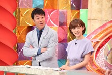 （左から）加藤浩次、宮司愛海アナ。(c)フジテレビ