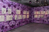 原画展に突如現れる紫の空間。