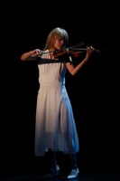 舞台「四月は君の嘘」公開ゲネプロの様子。