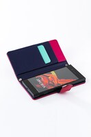 九十九遊馬モデルのスマートフォンケース（Xperia XZ用）。