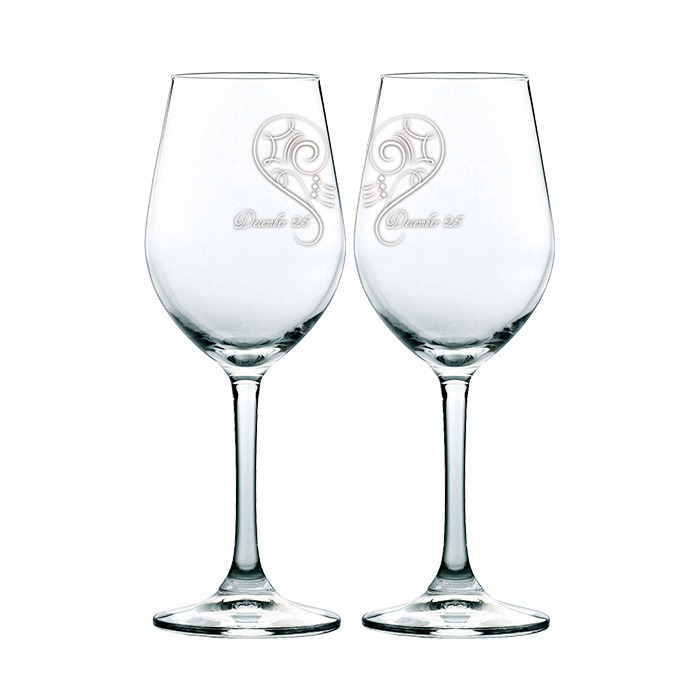 ヴィクトル・ニキフォロフの誕生日を記念したグラス。