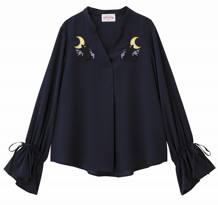 エンブロイダリーブラウス（セーラームーン）