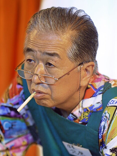 北原謙三役の村松利史。