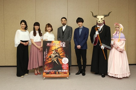 左から甲斐田裕子、遠藤綾、種崎敦美、竹内良太、内山昂輝、エリアス、シルキー。
