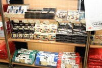 「映画公開記念『鋼の錬金術師展』」の様子。