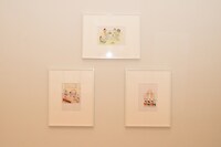 「総務部総務課山口六平太」の展示の様子。