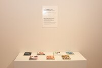 マンガ閲覧コーナーも用意されている。