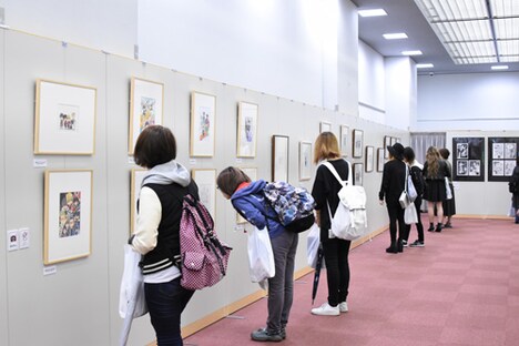 「HiGH＆LOW展in京まふ2017」の様子。