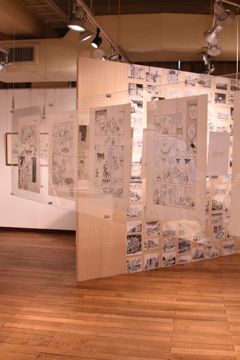 「クッキングパパ展 旅する。食べる。料理する。」の様子。