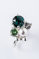 「ボールルームへようこそ」仙石要モデルのイヤリング。