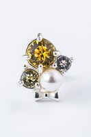 「ボールルームへようこそ」赤城賀寿モデルのピアス。