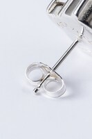 「ボールルームへようこそ」仙石要モデルのピアス。