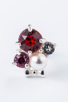 「ボールルームへようこそ」富士田多々良モデルのピアス。