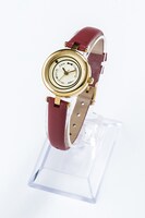 「ボールルームへようこそ」富士田多々良モデルの腕時計。