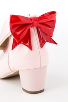 鹿目まどかモデルのレインシューズ。