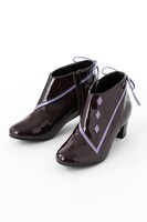 暁美ほむらモデルのレインシューズ。