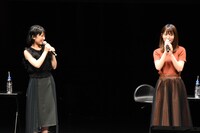 左から黒沢ともよ、小松未可子。