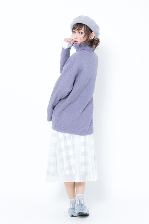 フラットパンプス（ワイルドギースモデル）の着用画像。