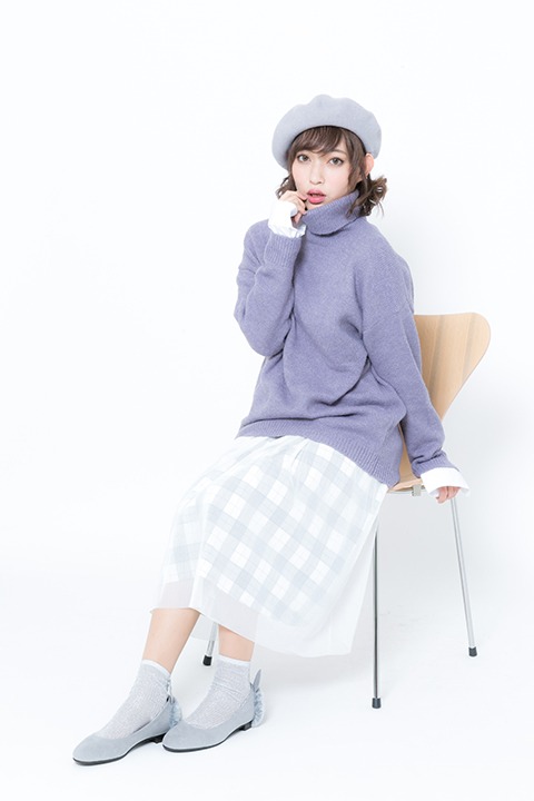 フラットパンプス（ワイルドギースモデル）の着用画像。