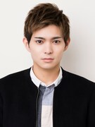 秋丸恭平役の川隅美慎。