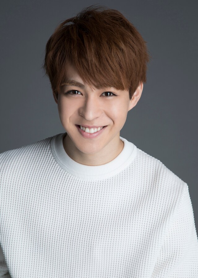 三橋廉役の西銘駿。