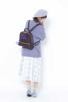 リュック（リゼモデル）の着用画像。