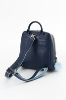 チノモデルのリュック。