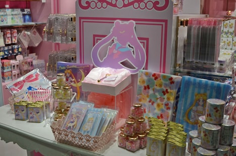 「Sailor Moon store」の店内。