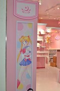 「Sailor Moon store」の店内。