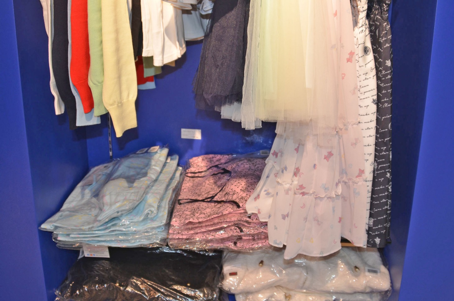 「Sailor Moon store」の店内。