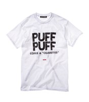 「PUFF PUFF Tee」（ホワイト）