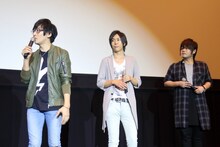 左から寺島拓篤、神原大地、松岡禎丞。