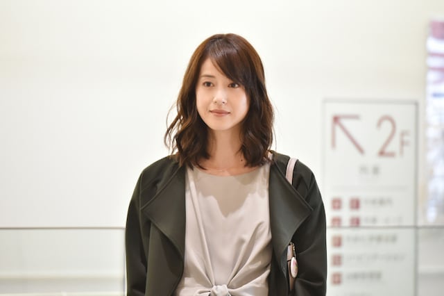 倉崎恵美役の松本若菜。