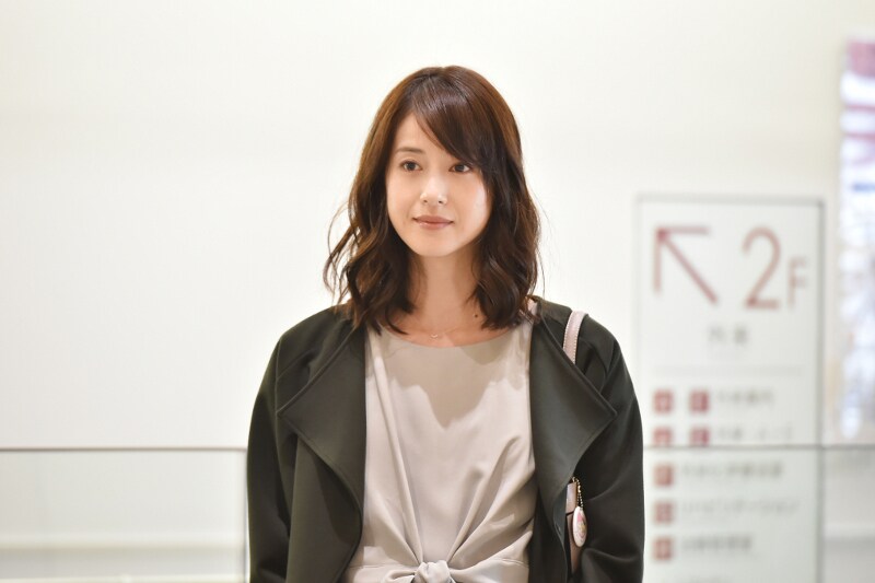 倉崎恵美役の松本若菜。