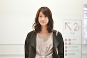 倉崎恵美役の松本若菜。(c)TBS