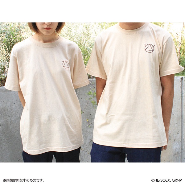 「魔法陣Tシャツ」着用例。