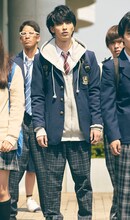 映画「honey」撮影現場より、三咲渉役の横浜流星。