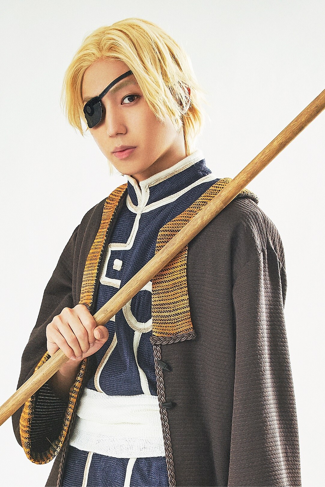 有澤樟太郎演じるシュアン。 - 舞台「クジ砂」新ビジュアル公開