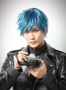 丘山晴己扮するニーノ。