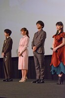 左から阪本奨悟、浅川梨奈、北村匠海、森川葵。