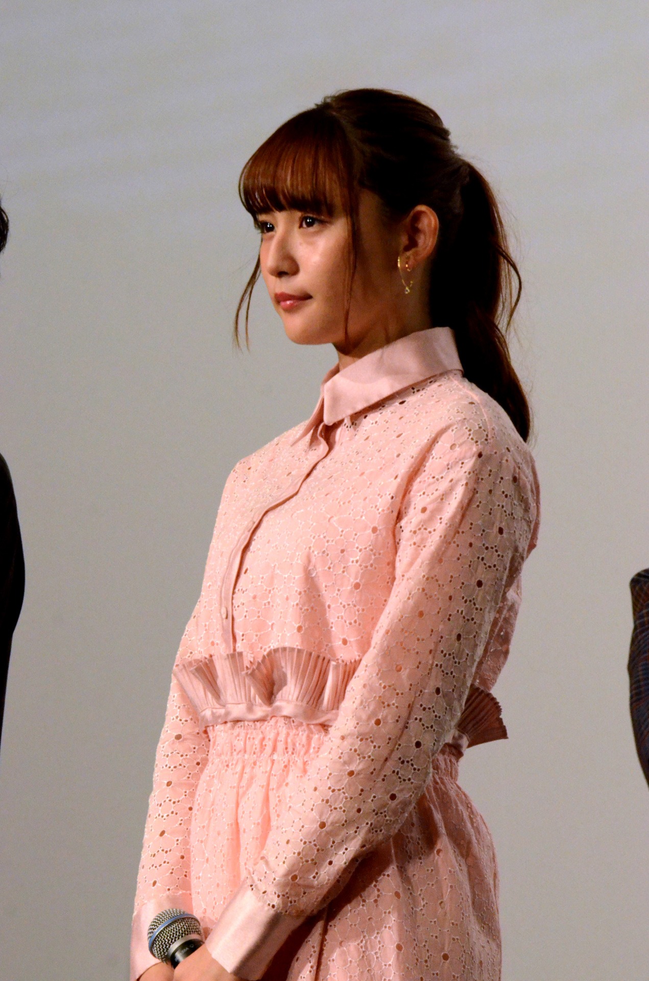 浅川梨奈